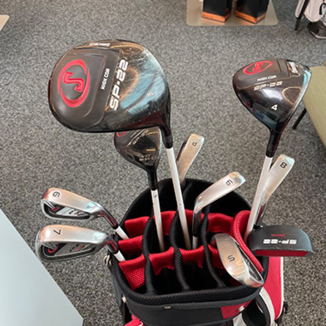 Für alle, die ihr Equipment nicht nach Bauchgefühl auswählen möchten, sondern passend zu Schwung, Spielniveau und Gefühl.
